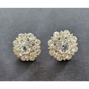 Vintage Gold Tone Round pierced Earrings Clear Rhinestones 1” Dia.
